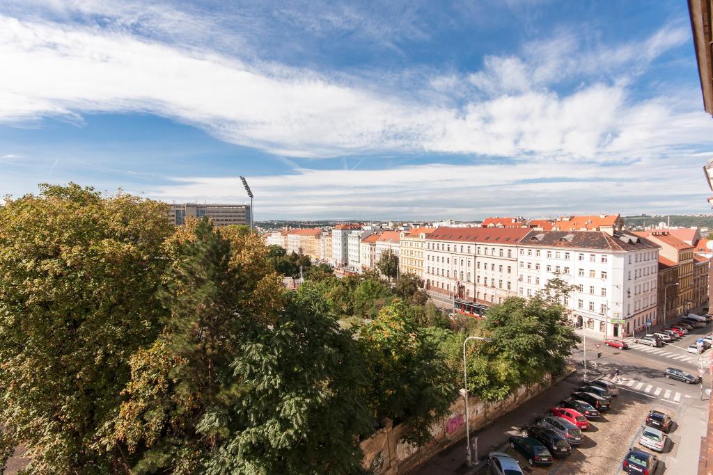 Chill Hill Apartments Prag Rum bild